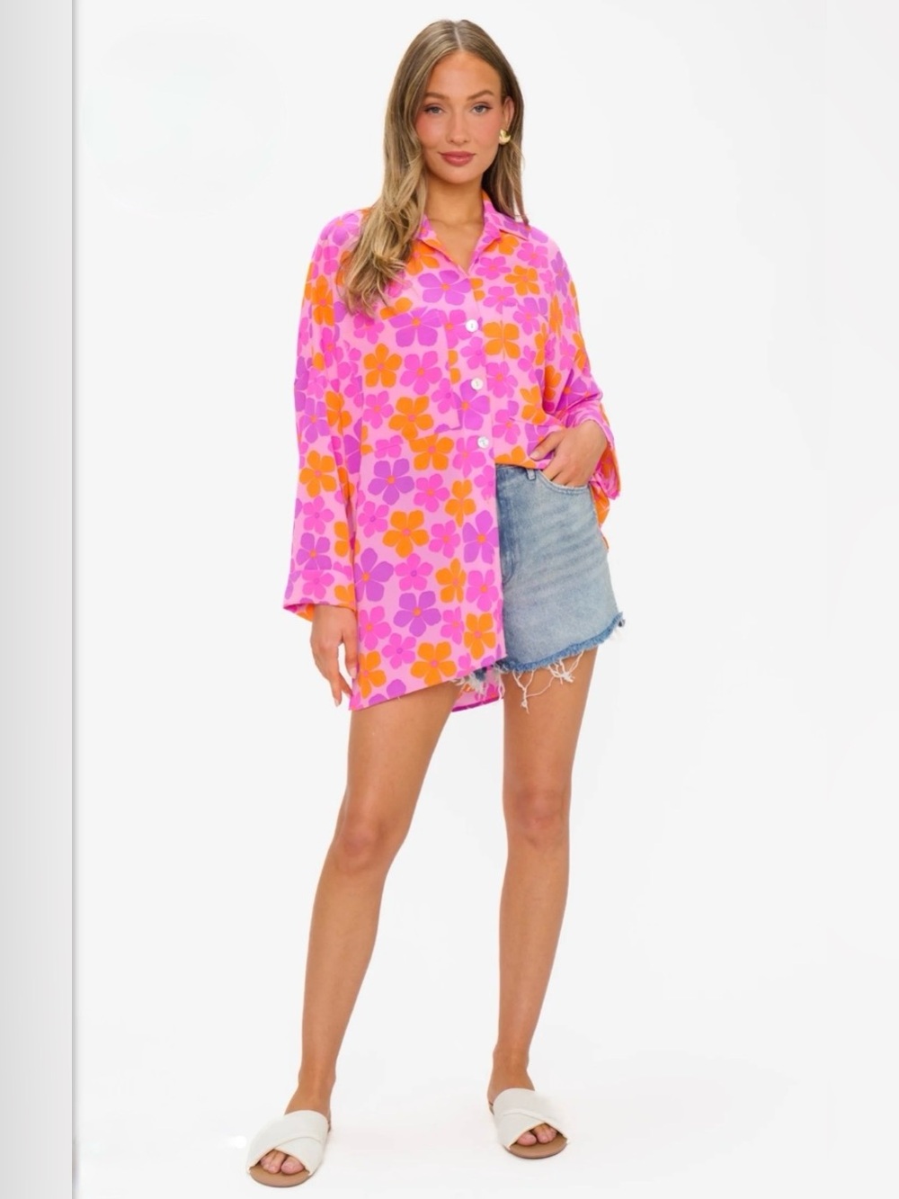 Johns Button Down Shirt ~ Pink Daisy -
Show Me Your Mumu NWT size M